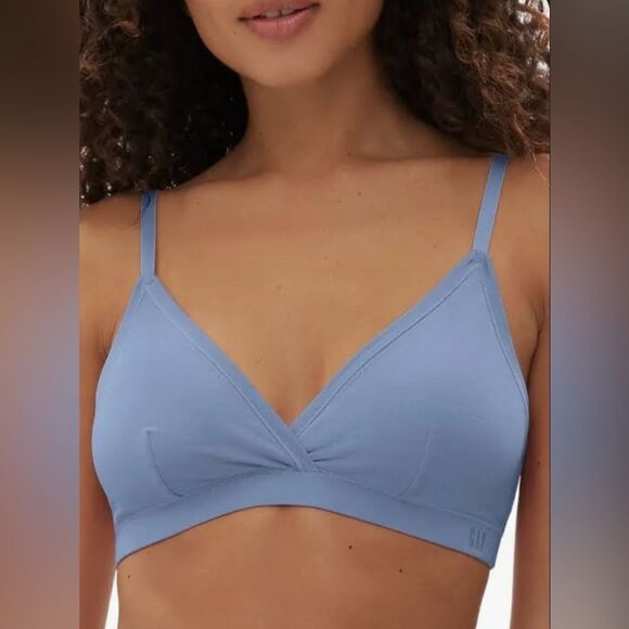 GapBody Women's Breathe Full Coverage Adjustable Bralette - Picture 1 of 1